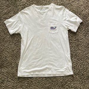 Vineyard Vines T shirt